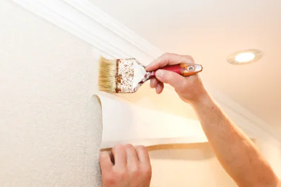 Pose de papier peint aux Éduts — revêtements muraux et toiles de verre
